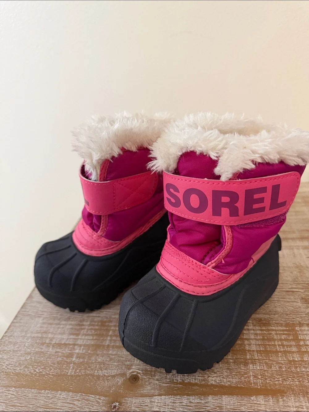 Sorel Toddler Snow Commander Pink Black Winter Boots Faux Fur Trim Size 5